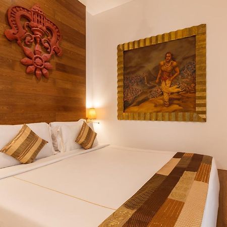 Le Sutra Hotel, Khar, Мумбай Екстериор снимка