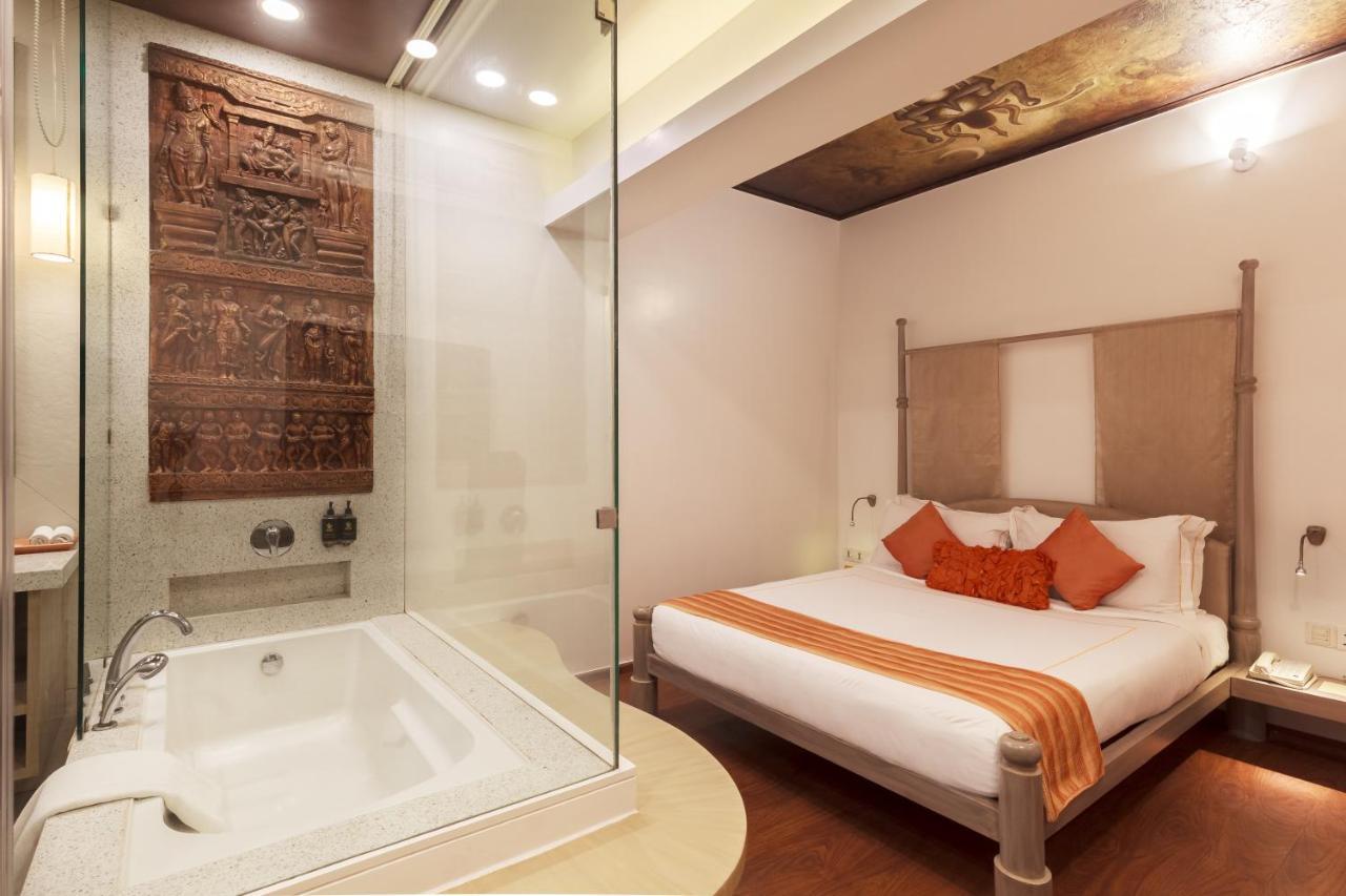 Le Sutra Hotel, Khar, Мумбай Екстериор снимка