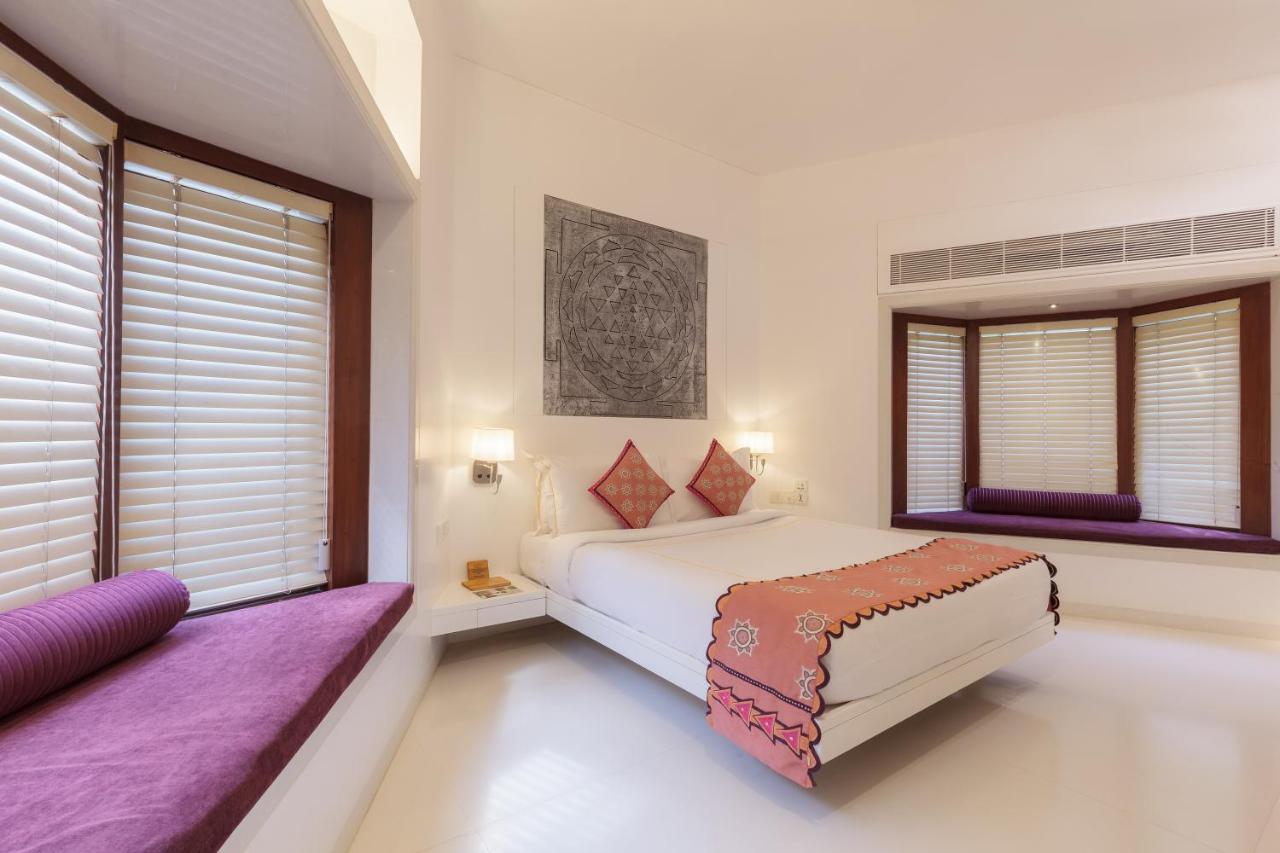 Le Sutra Hotel, Khar, Мумбай Екстериор снимка