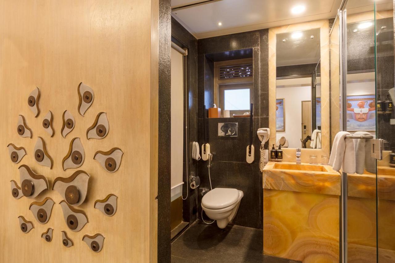 Le Sutra Hotel, Khar, Мумбай Екстериор снимка