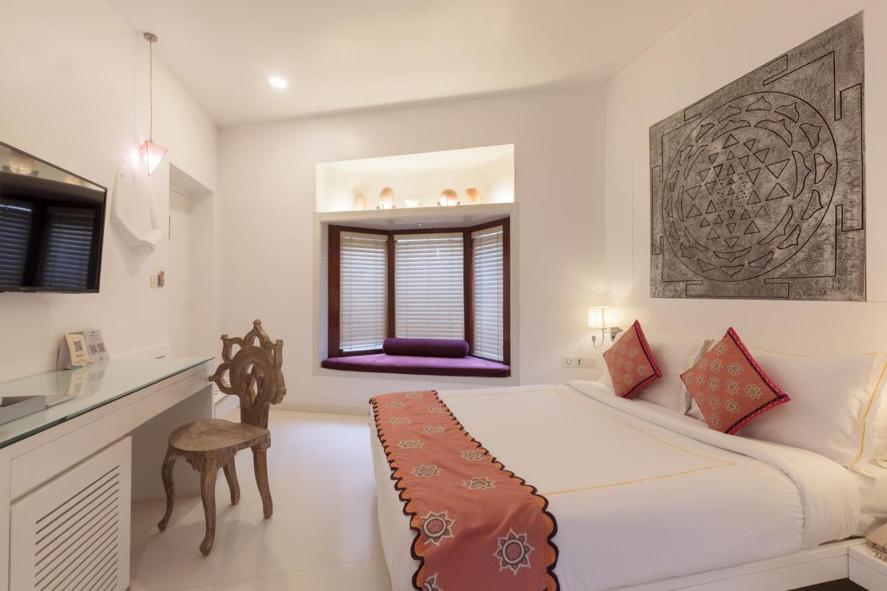 Le Sutra Hotel, Khar, Мумбай Екстериор снимка