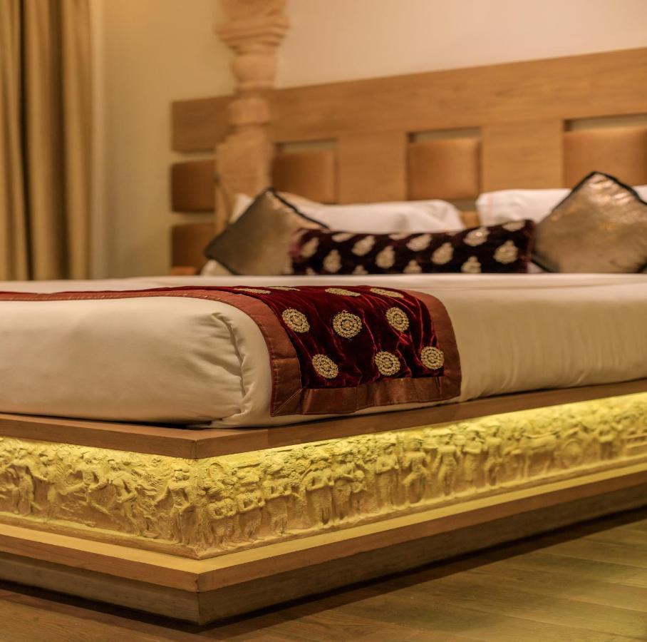 Le Sutra Hotel, Khar, Мумбай Екстериор снимка