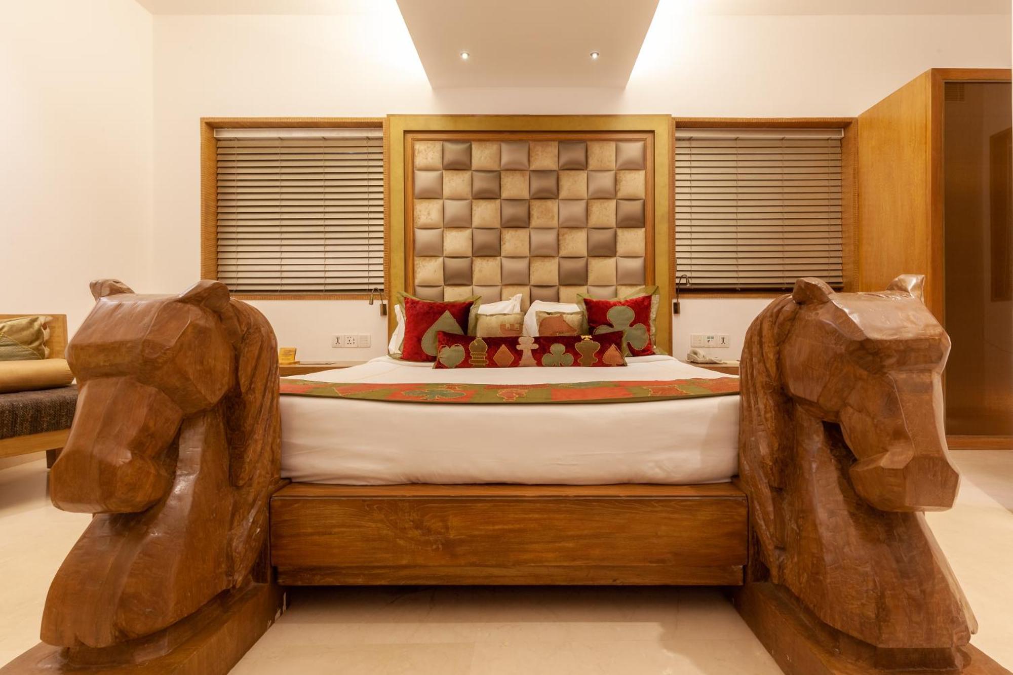 Le Sutra Hotel, Khar, Мумбай Екстериор снимка