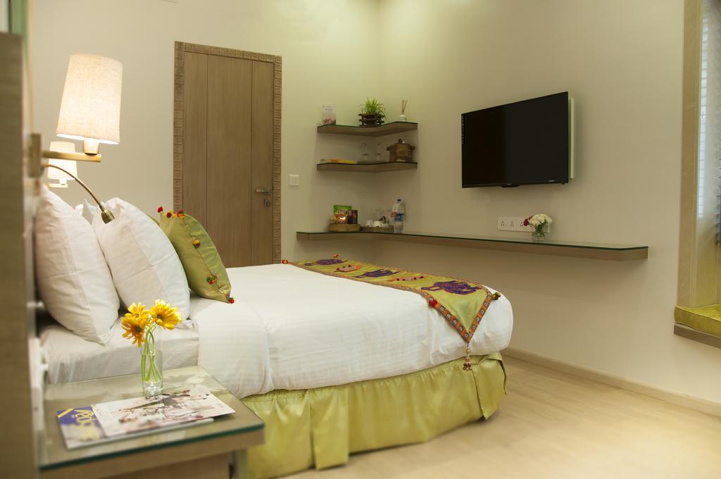 Le Sutra Hotel, Khar, Мумбай Екстериор снимка