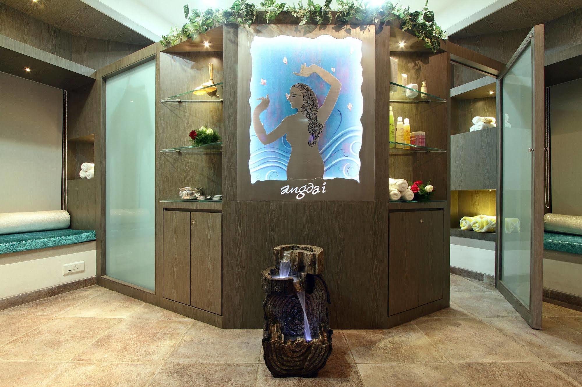 Le Sutra Hotel, Khar, Мумбай Екстериор снимка